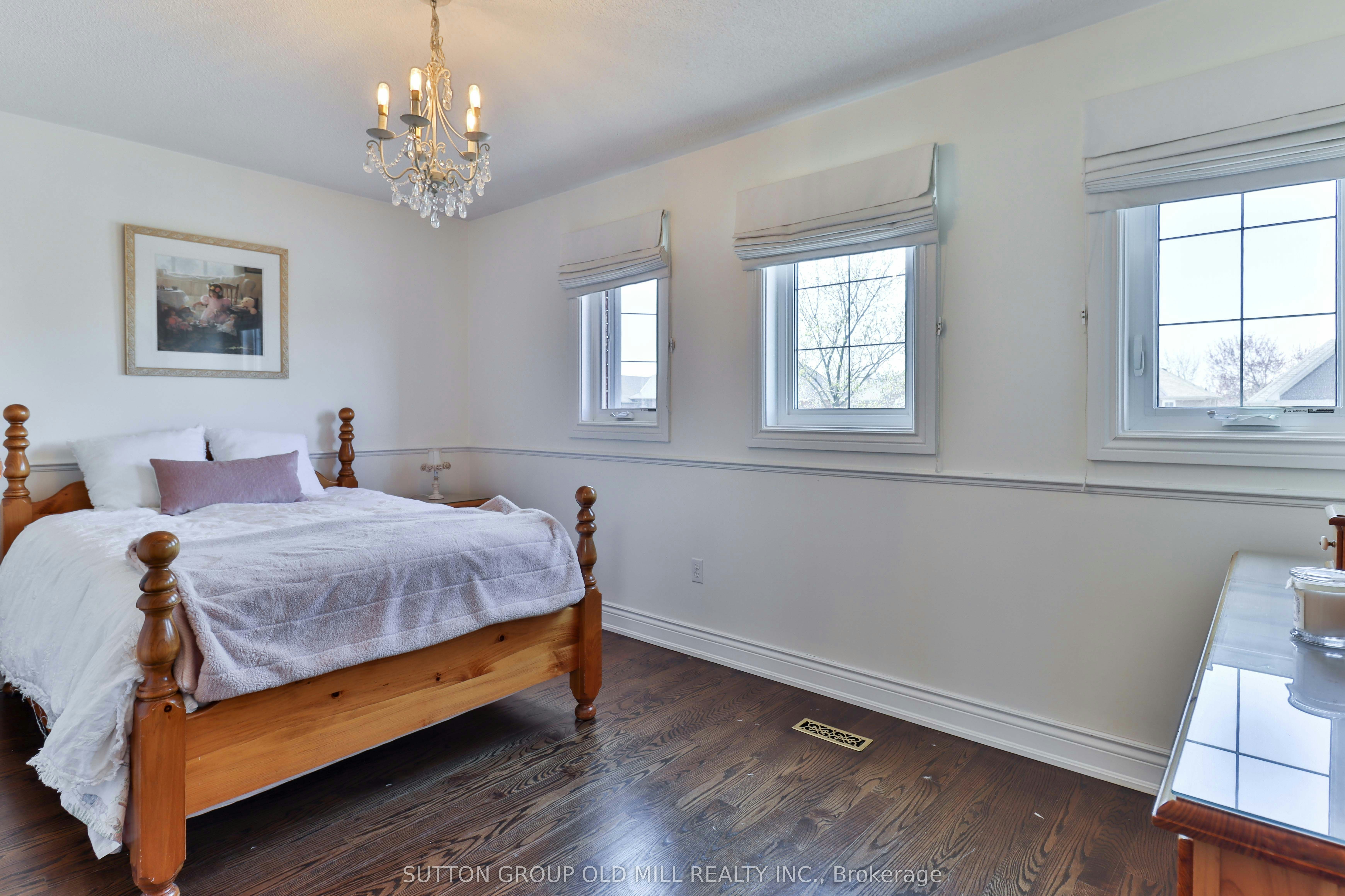 6835 Forest Park Drive, Mississauga, ON, L5N 6X5 - 18