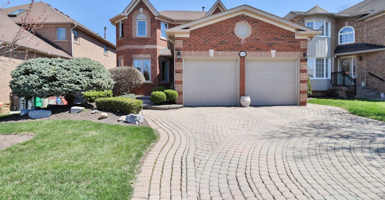 6835 Forest Park Drive, Mississauga, ON, L5N 6X5