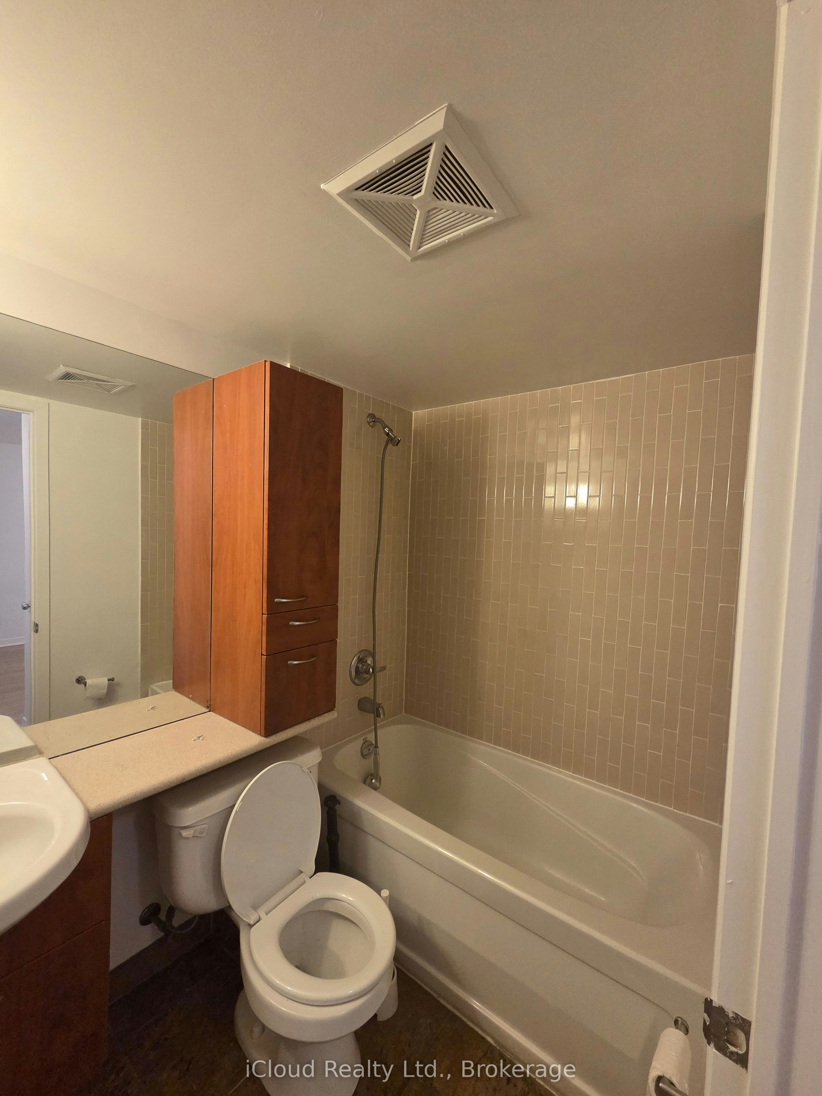 713-1040 The Queensway Avenue, Toronto, ON, M8Z 0A7 - 12