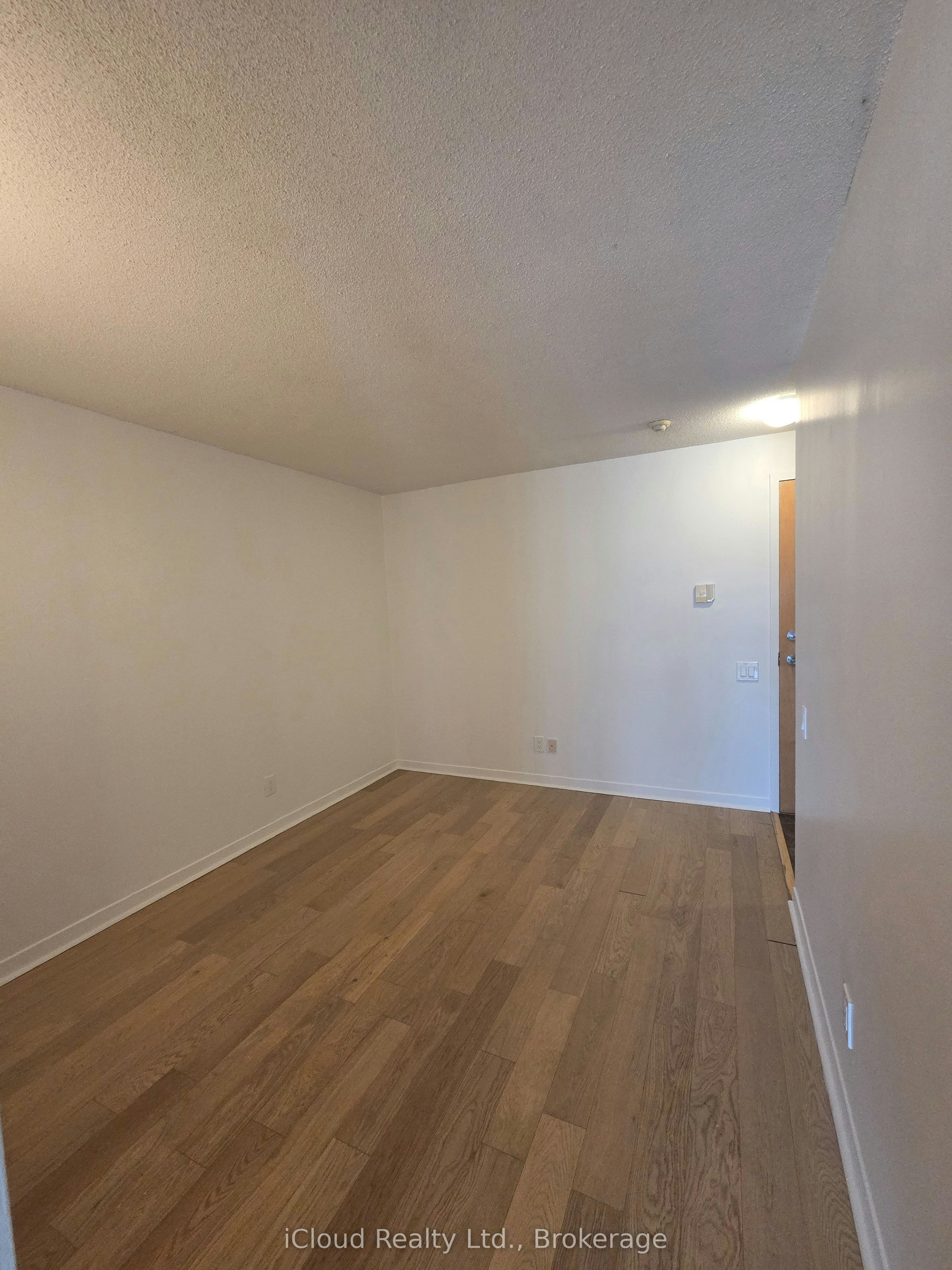 713-1040 The Queensway Avenue, Toronto, ON, M8Z 0A7 - 10