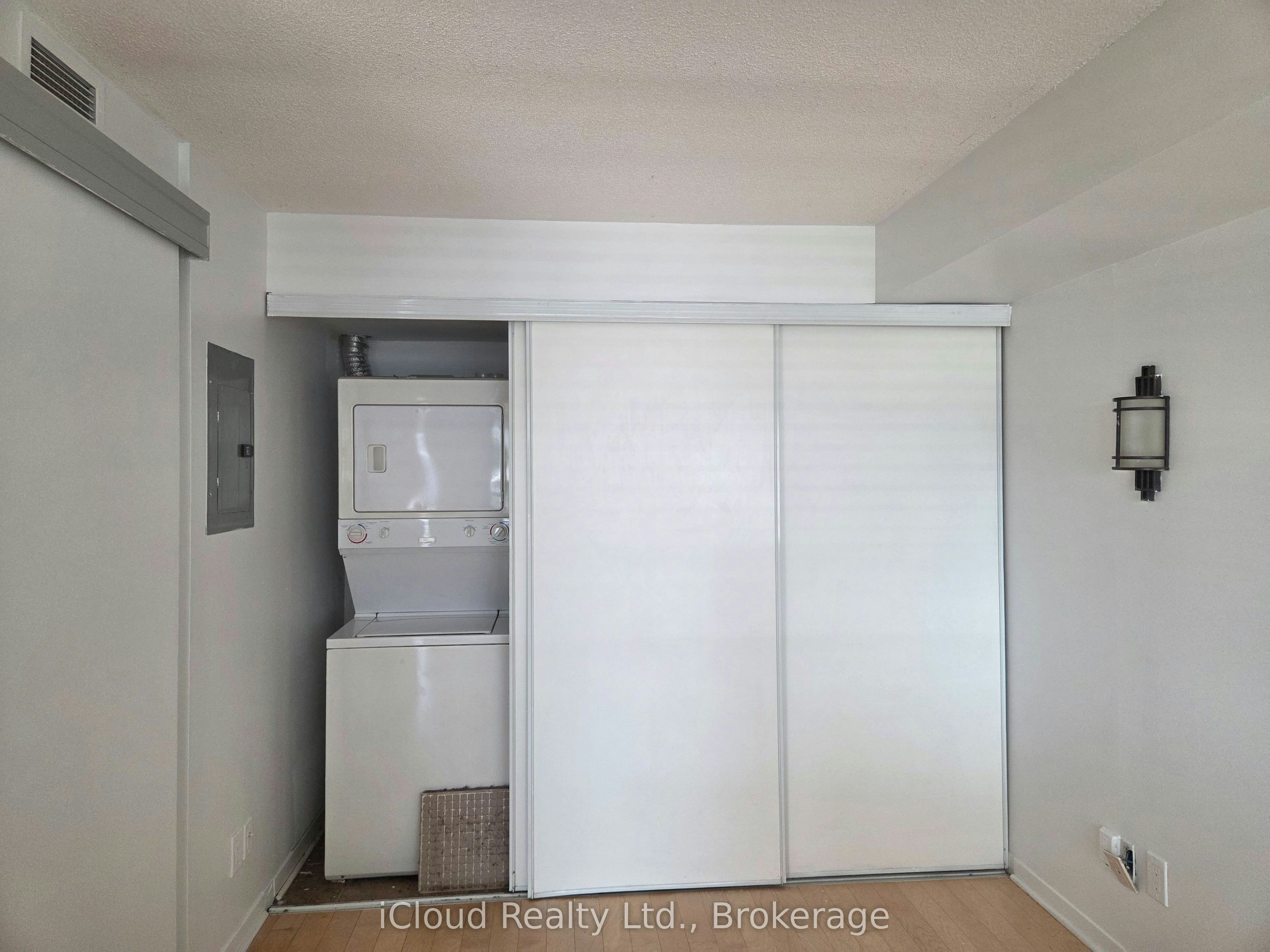 713-1040 The Queensway Avenue, Toronto, ON, M8Z 0A7 - 6