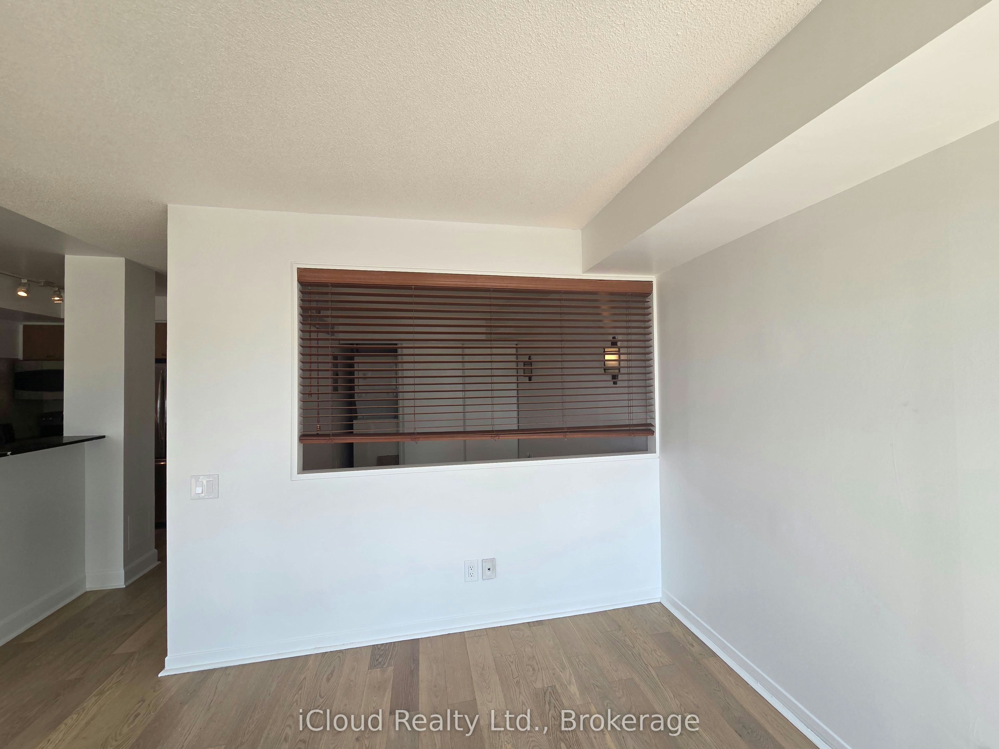 713-1040 The Queensway Avenue, Toronto, ON, M8Z 0A7 - 9