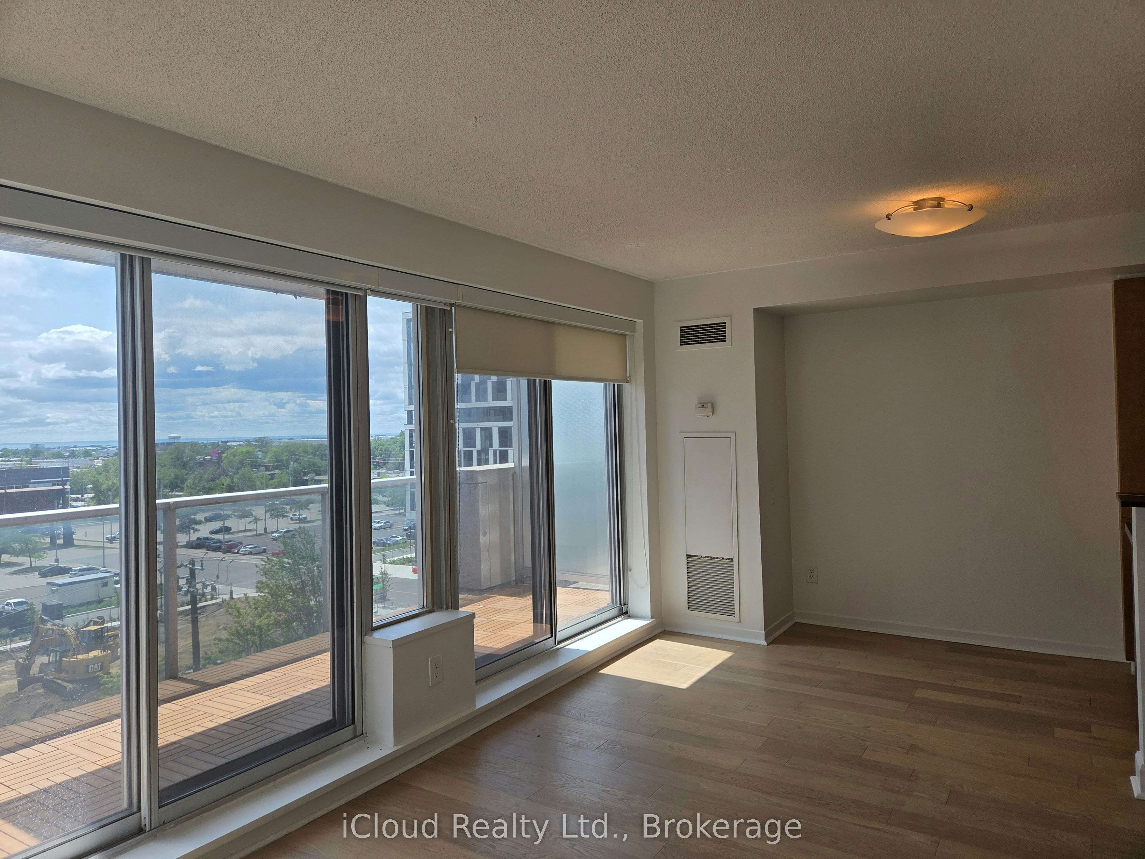 713-1040 The Queensway Avenue, Toronto, ON, M8Z 0A7 - 5