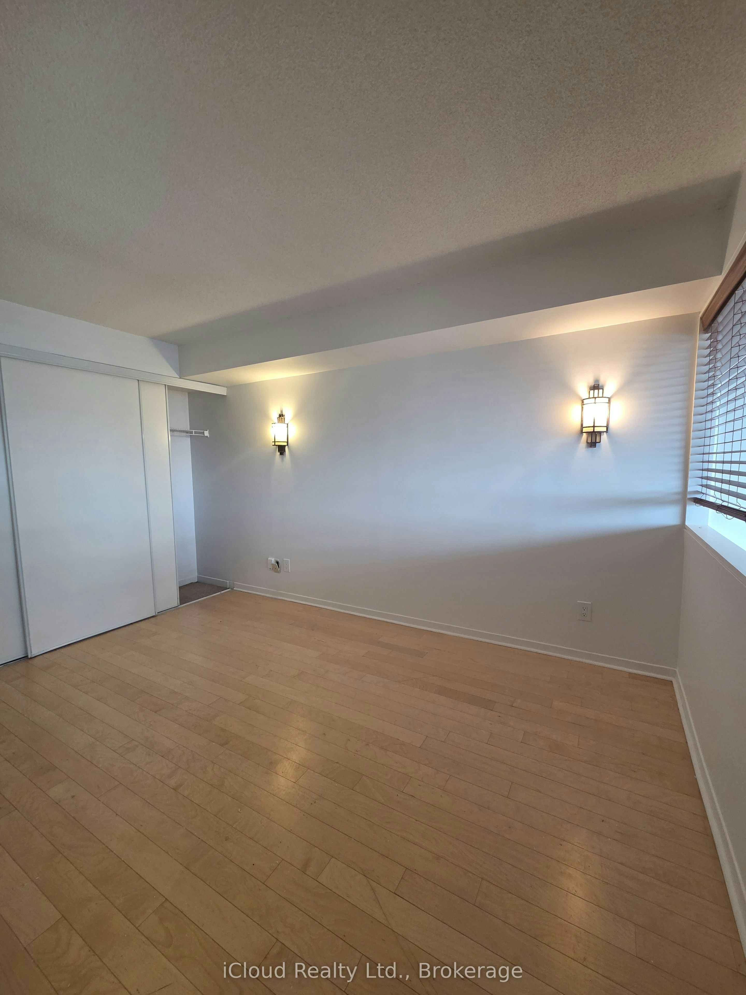713-1040 The Queensway Avenue, Toronto, ON, M8Z 0A7 - 11
