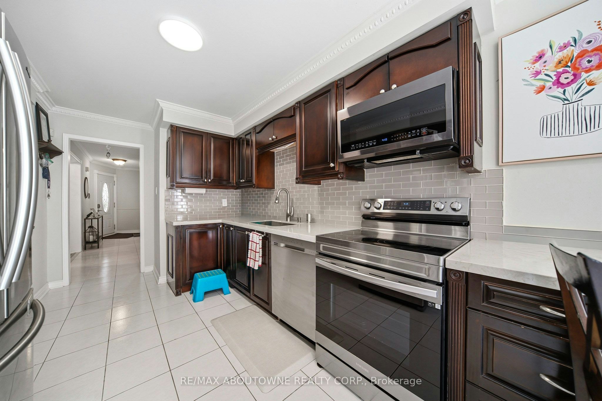 497 Luzon Crescent, Mississauga, ON, L5B 3W9 - 8