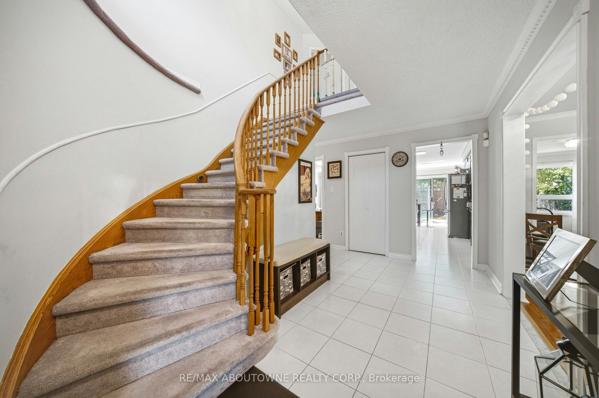497 Luzon Crescent, Mississauga, ON, L5B 3W9 - 4