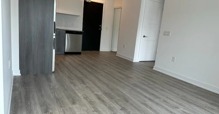 403-25 Neighbourhood Lane, Toronto, ON, M8Y 0C4 - 4