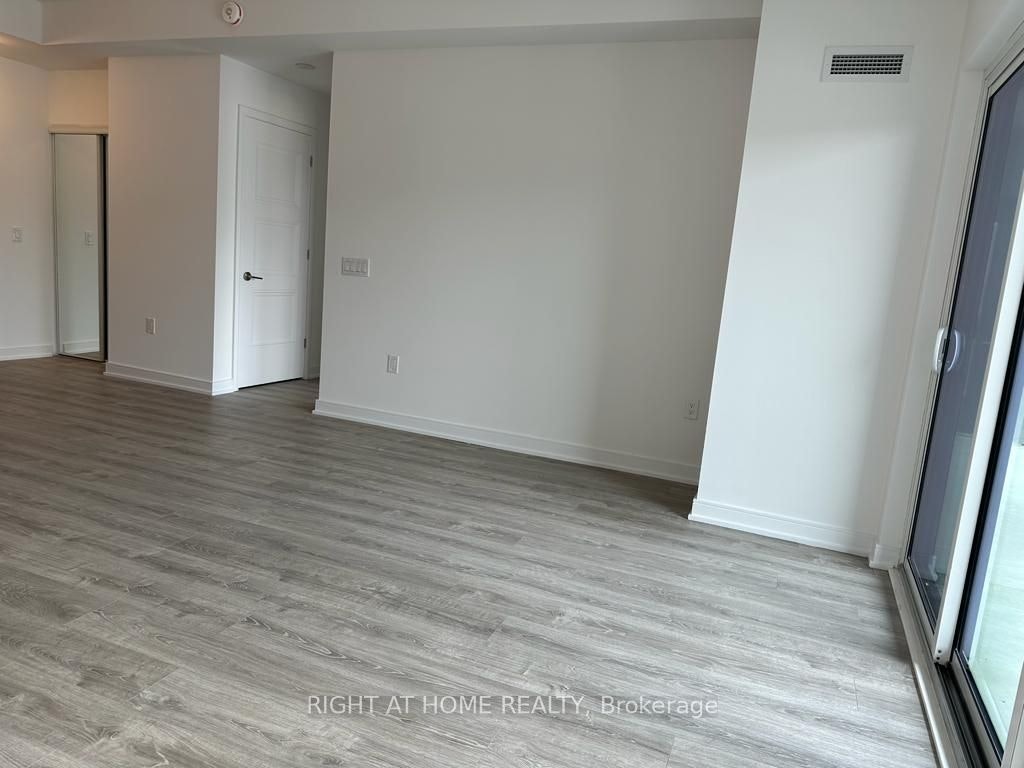 403-25 Neighbourhood Lane, Toronto, ON, M8Y 0C4 - 5