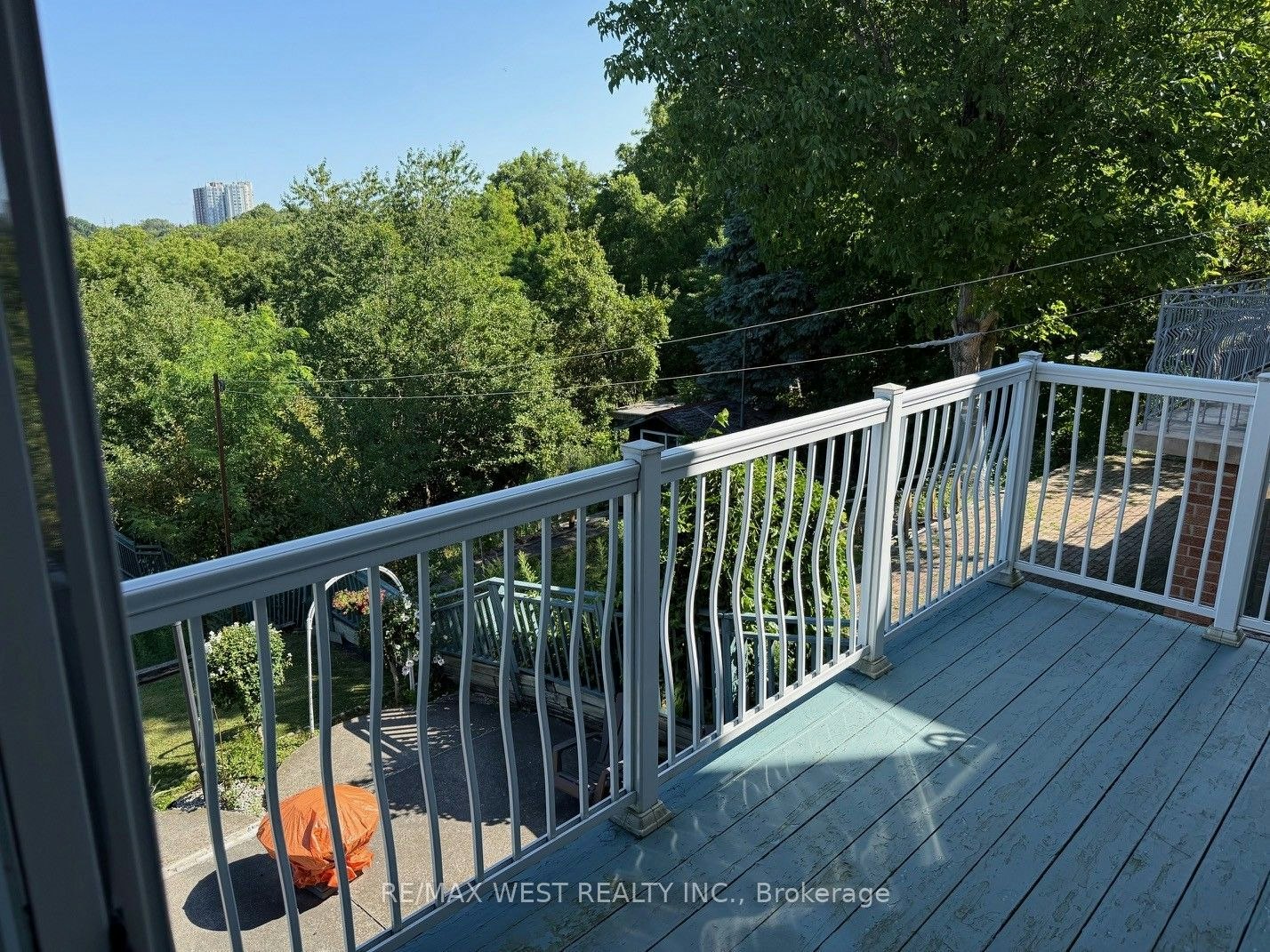 10 Norris Place, Toronto, ON, M9M 1K6 - 14