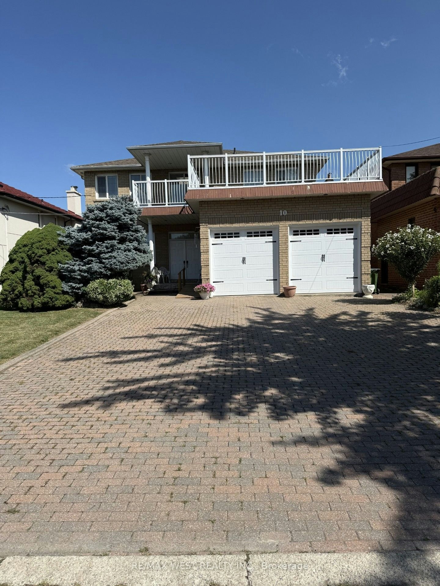 10 Norris Place, Toronto, ON, M9M 1K6