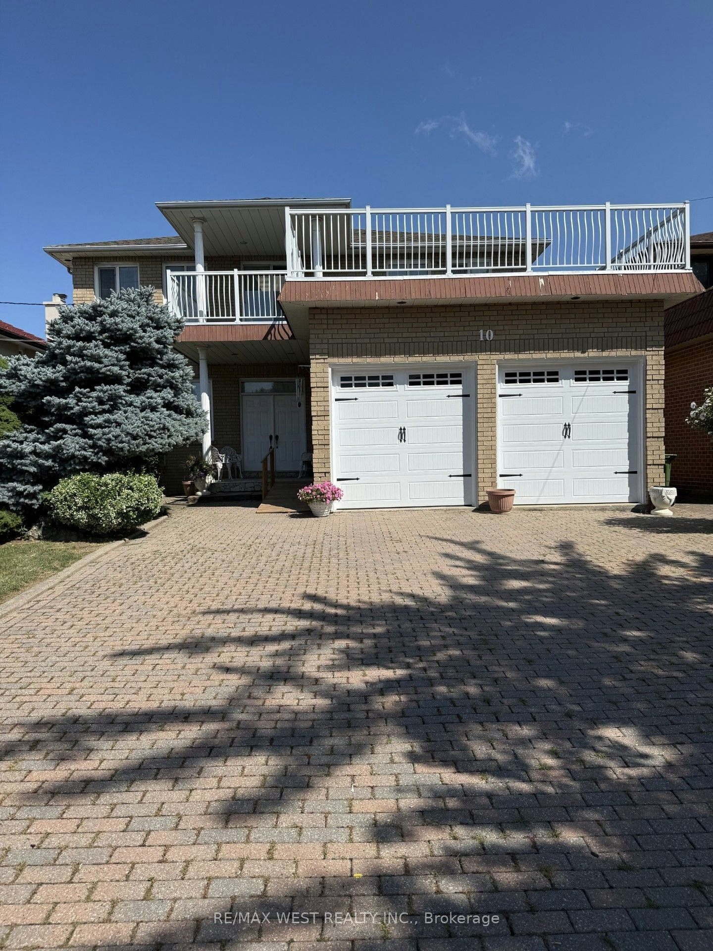 10 Norris Place, Toronto, ON, M9M 1K6 - 2