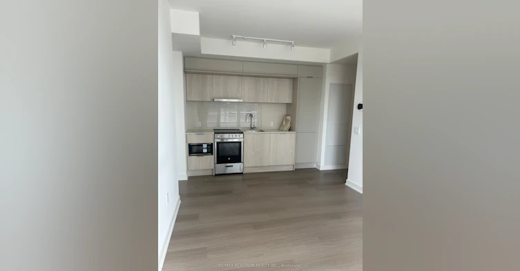 811-448 Burnhamthorpe Road W, Mississauga, ON, L5B 0M3 - 7