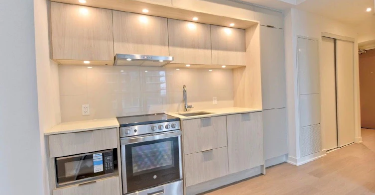811-448 Burnhamthorpe Road W, Mississauga, ON, L5B 0M3 - 6