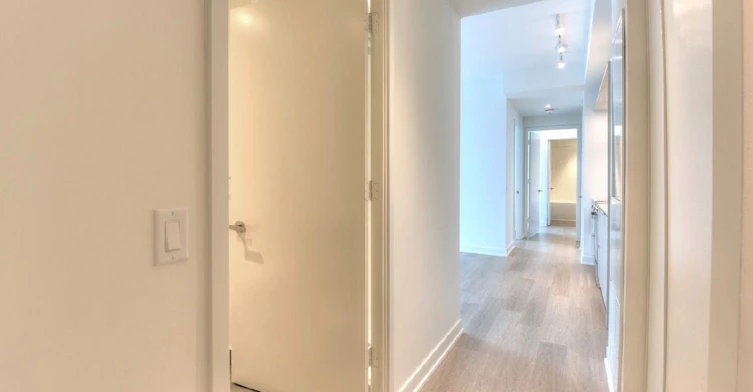 811-448 Burnhamthorpe Road W, Mississauga, ON, L5B 0M3 - 8
