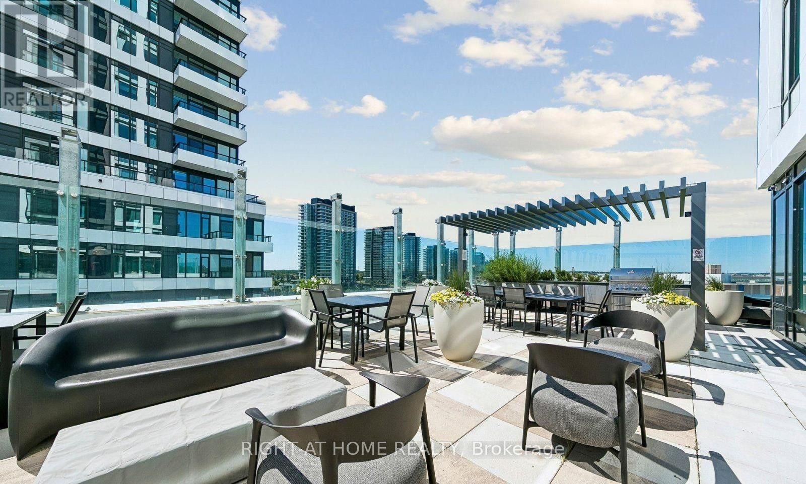 1410-2495 Eglinton Avenue W, Mississauga, ON, L5W 2T2 - 23