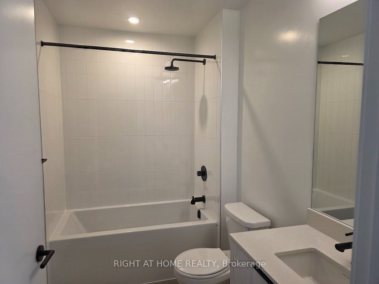 1410-2495 Eglinton Avenue W, Mississauga, ON, L5W 2T2 - 7