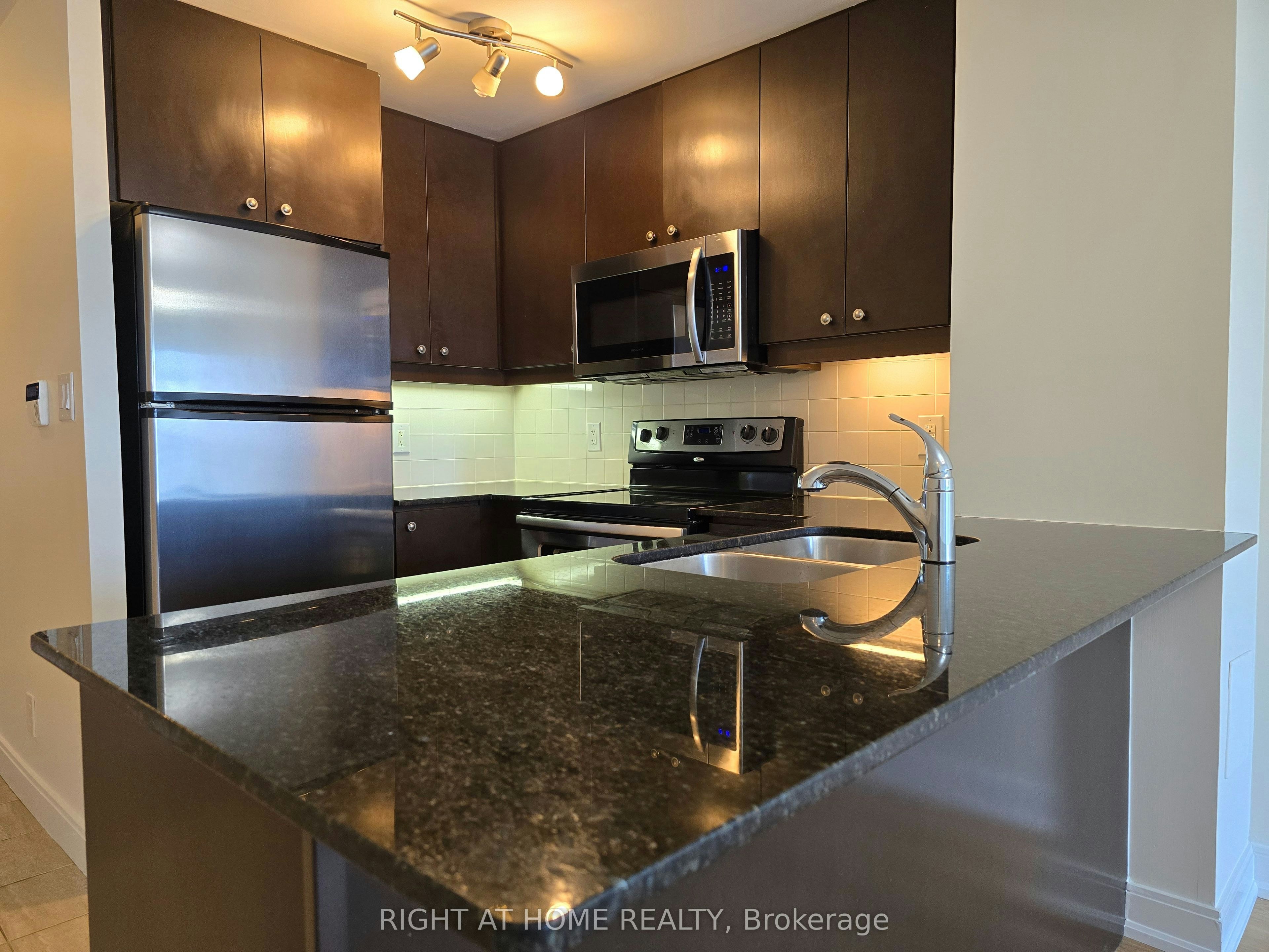 1605-50 Absolute Avenue, Mississauga, ON, L4Z 0A8 - 4