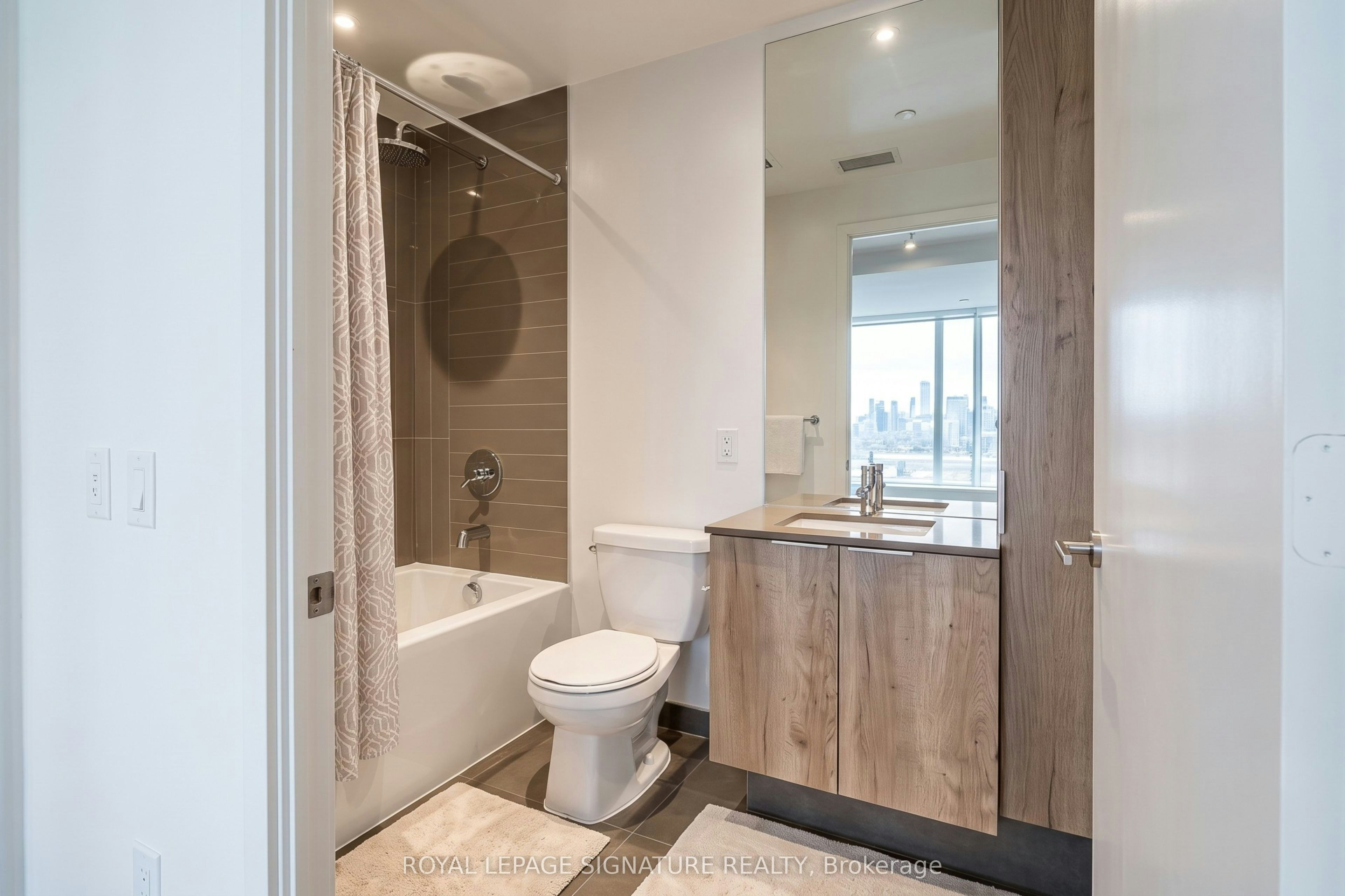104 (TH4)-448 Burnhamthorpe Road W, Mississauga, ON, L5B 0R4 - 6