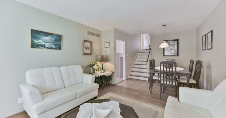 1728 Pickmere Court, Mississauga, ON, L4X 1Z4 - 5
