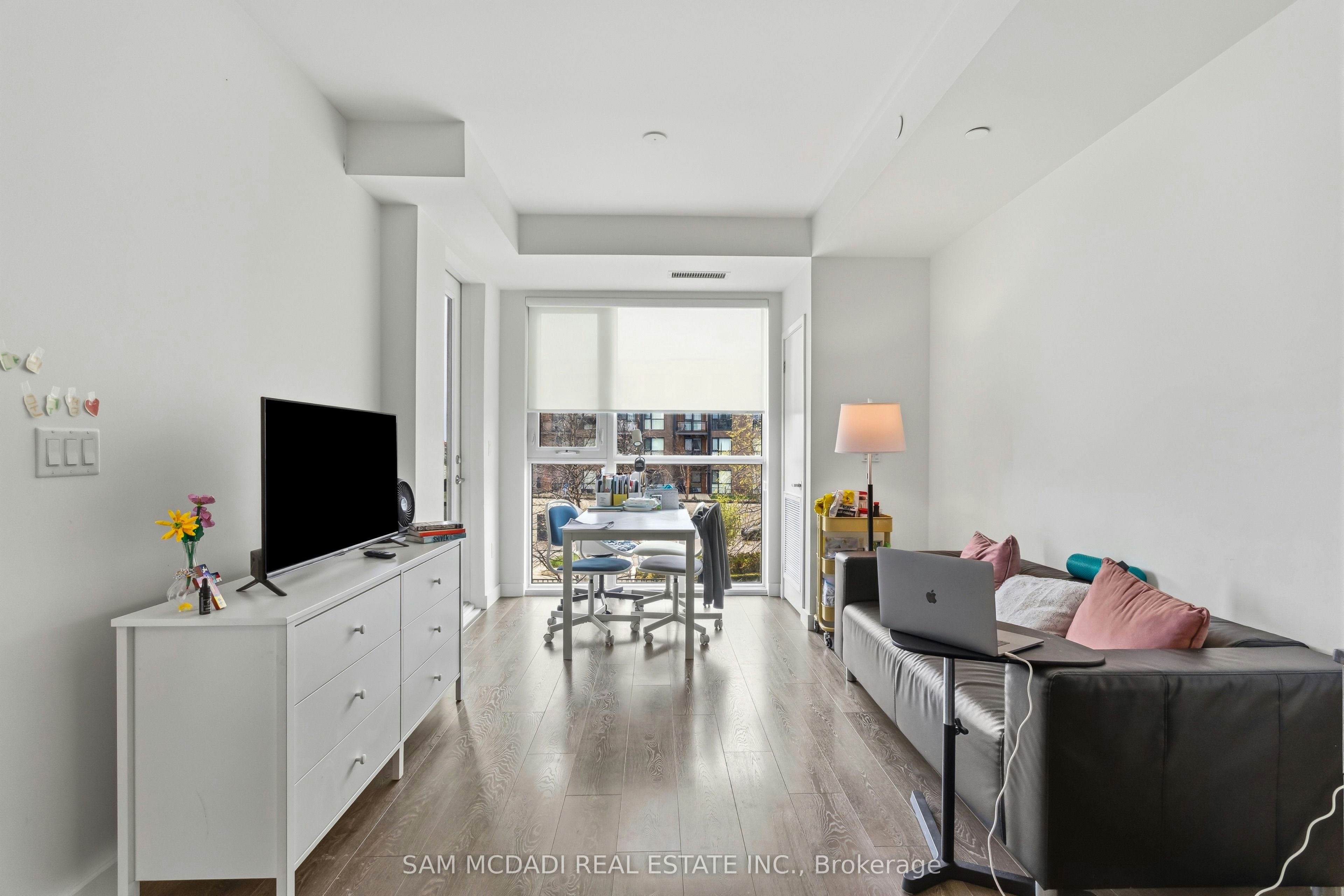 204-210 Sabina Drive E, Oakville, ON, L6H 0W6 - 7