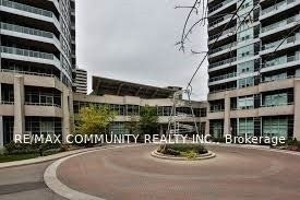 304-1 Elm Drive W, Mississauga, ON, L5B 4M1 - 2