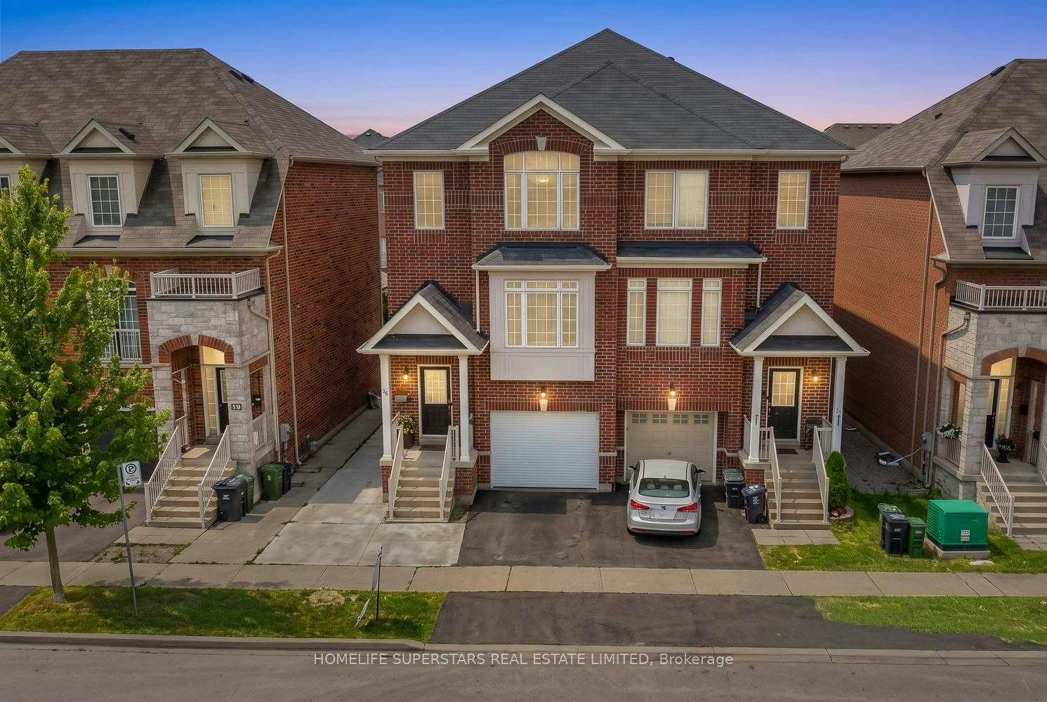 18 Mary Chapman Boulevard, Toronto, ON, M9M 0B2