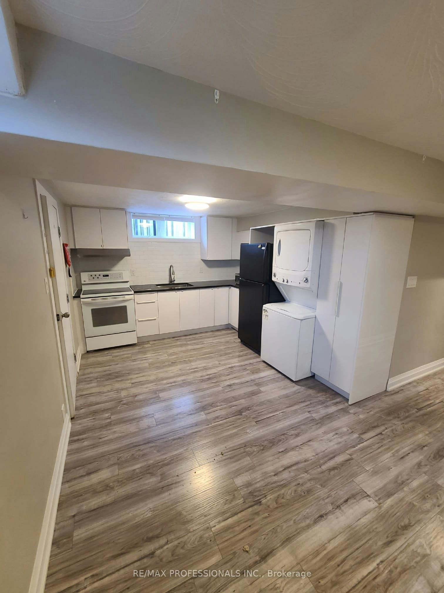 Basement-1176 Alexandra Avenue, Mississauga, ON, L5E 2A5 - 3