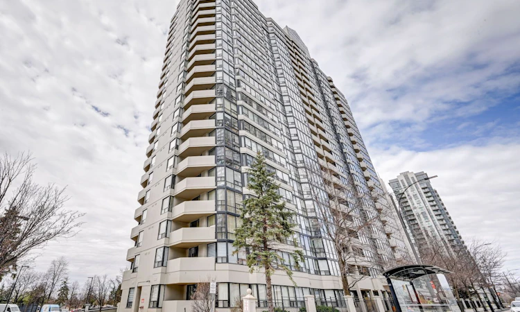 2209-330 Rathburn Road W