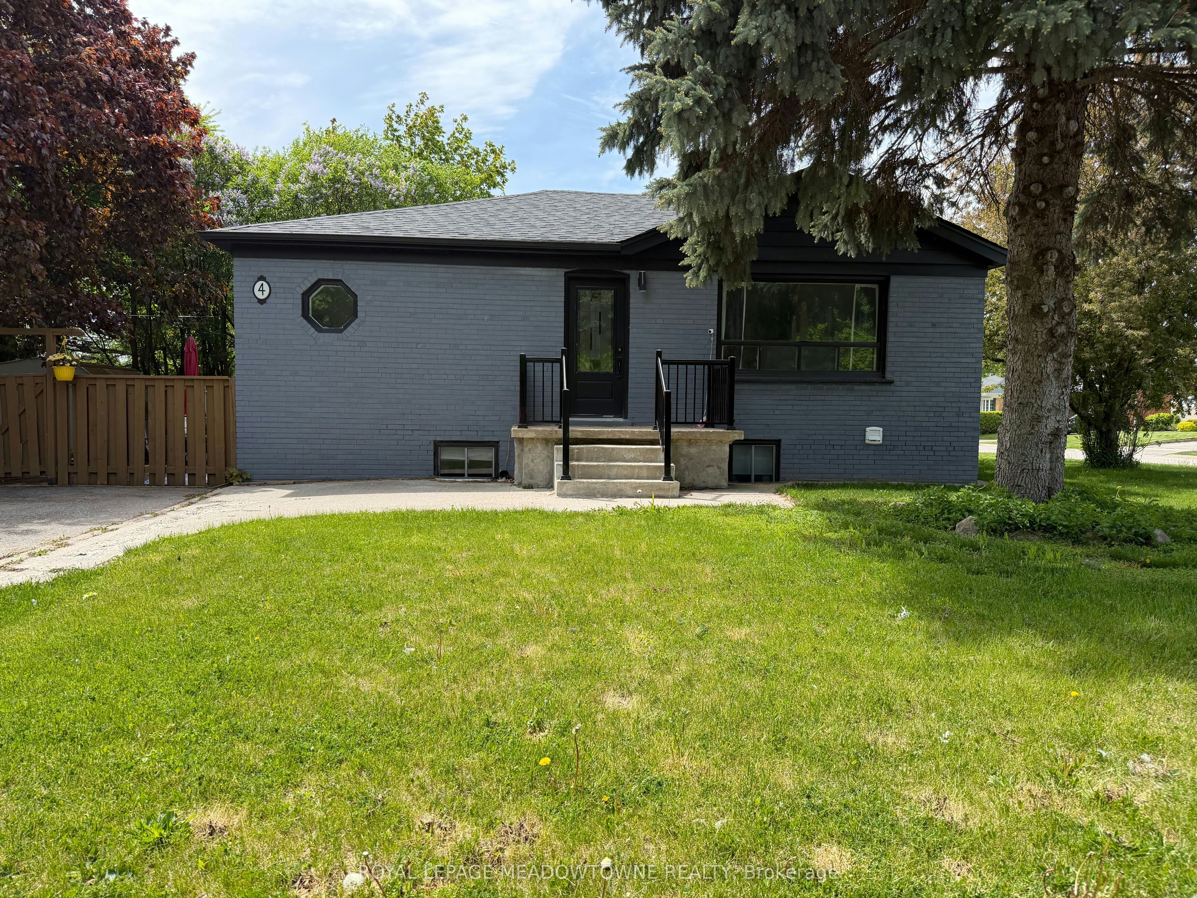 BASEMENT-4 Keats Avenue, Halton Hills, ON, L7G 1T4