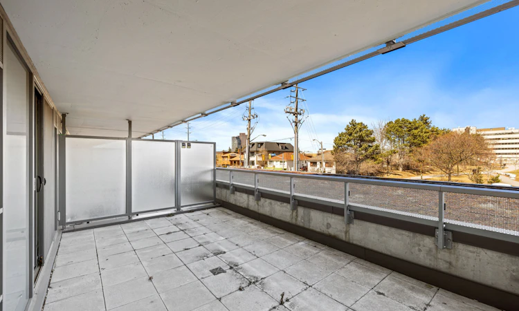 312-160 Flemington Road