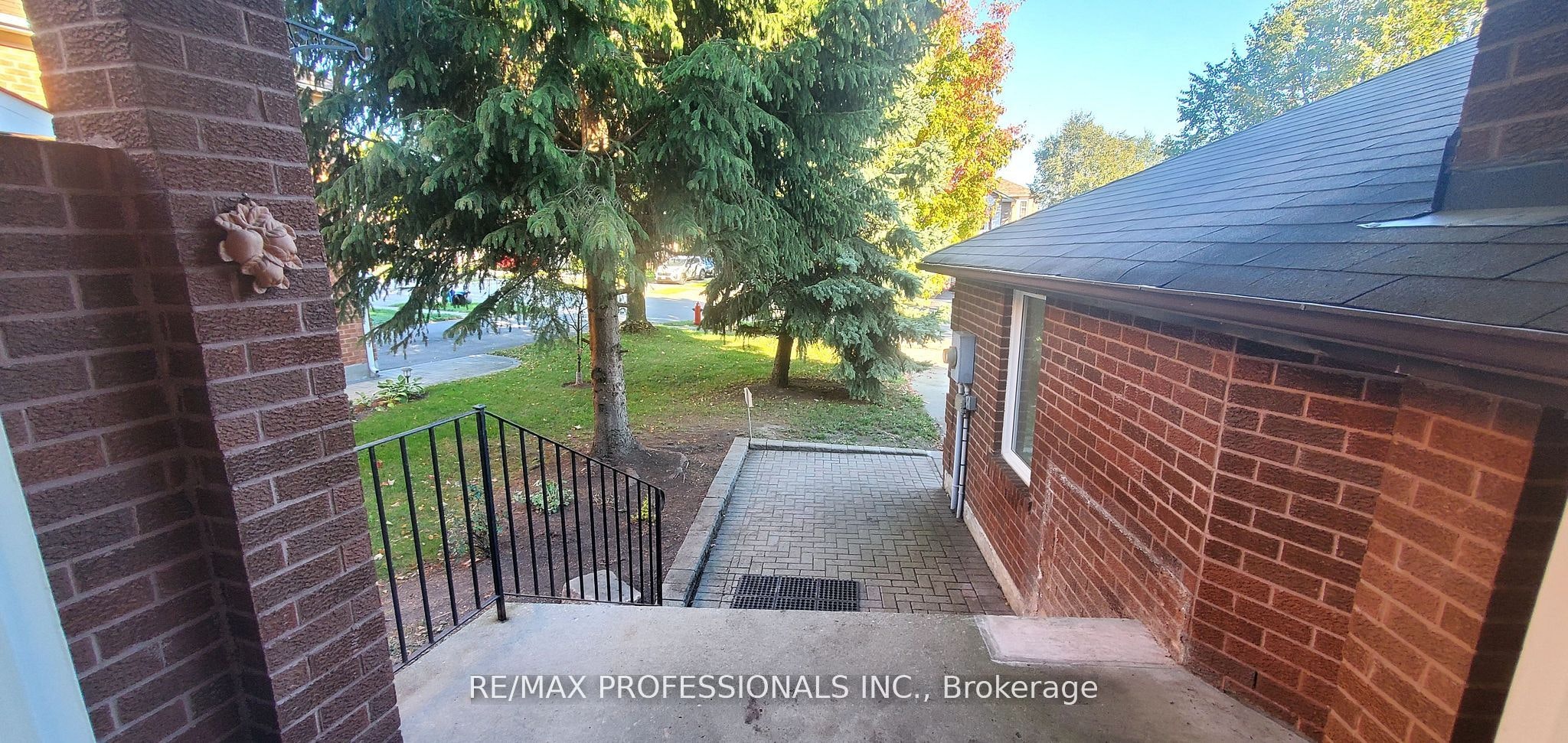 2545 Addingham Crescent, Oakville, ON, L6J 7K7 - 4