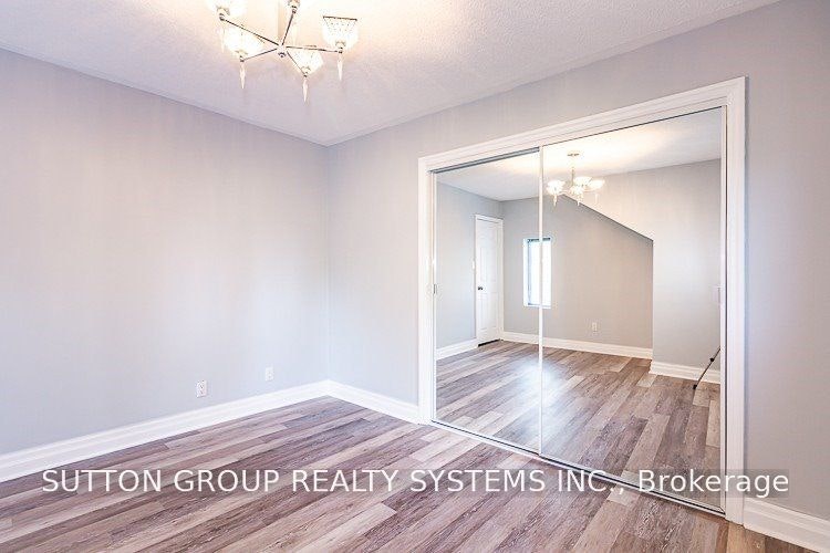 27 Indian Grove, Toronto, ON, M6R 2Y1 - 20