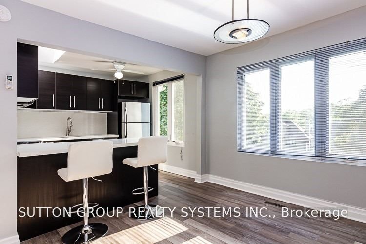 27 Indian Grove, Toronto, ON, M6R 2Y1 - 15