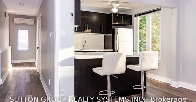 27 Indian Grove, Toronto, ON, M6R 2Y1 - 13