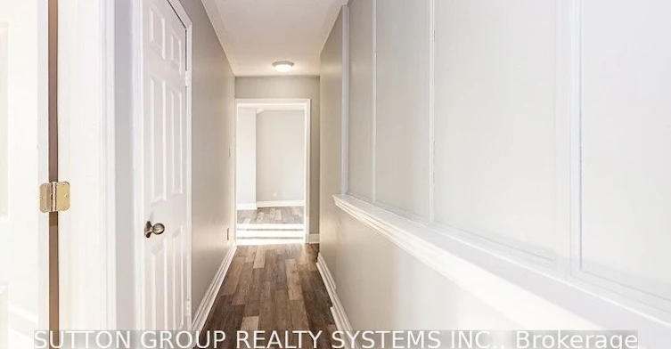 27 Indian Grove, Toronto, ON, M6R 2Y1 - 16