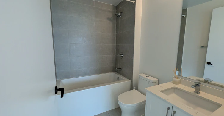 417-2450 Old Bronte Road, Oakville, ON, L6M 5P6 - 9