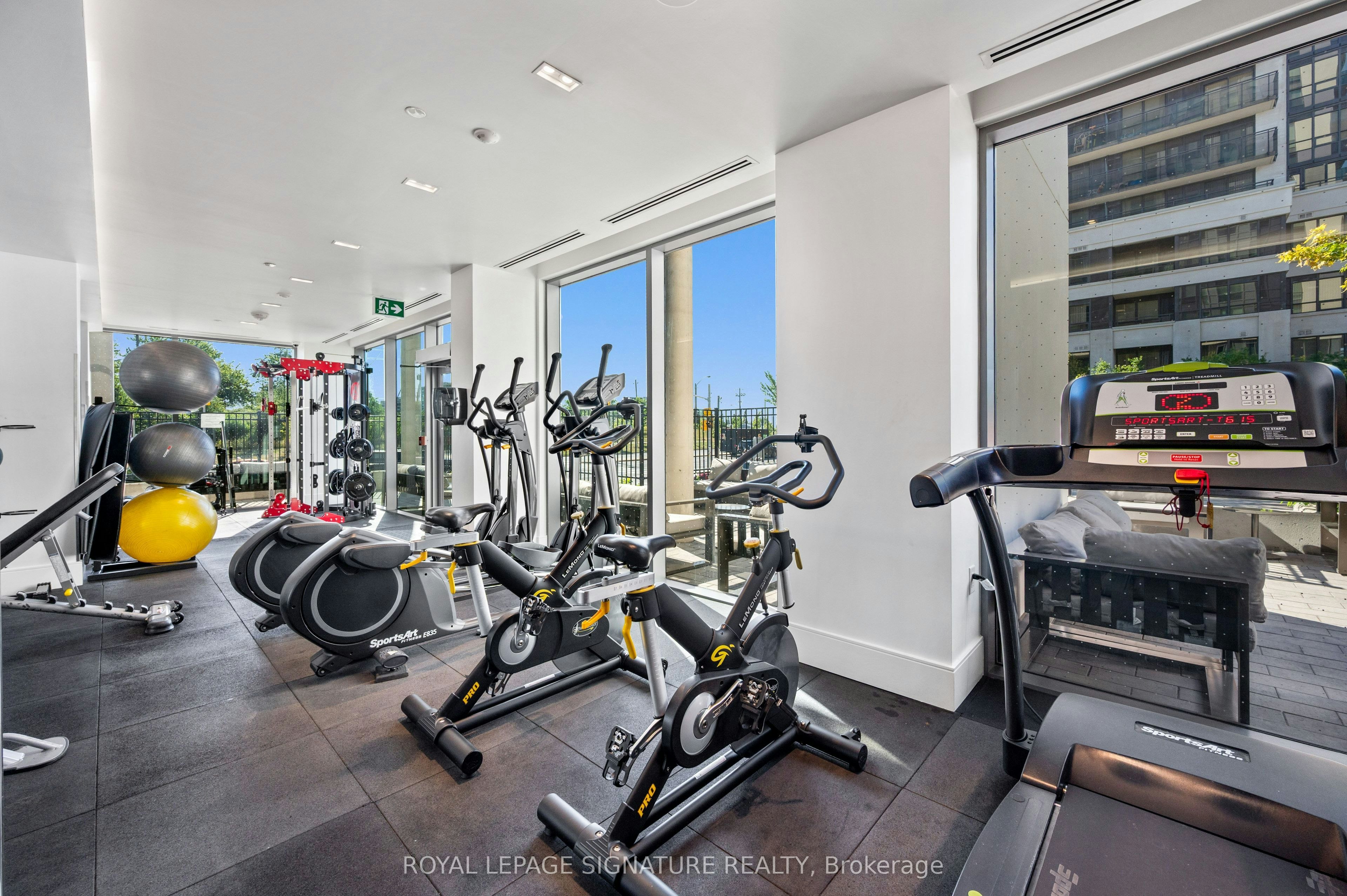 710-10 De Boers Drive, Toronto, ON, M3J 0L6 - 25