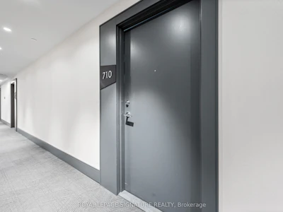 710-10 De Boers Drive - 4