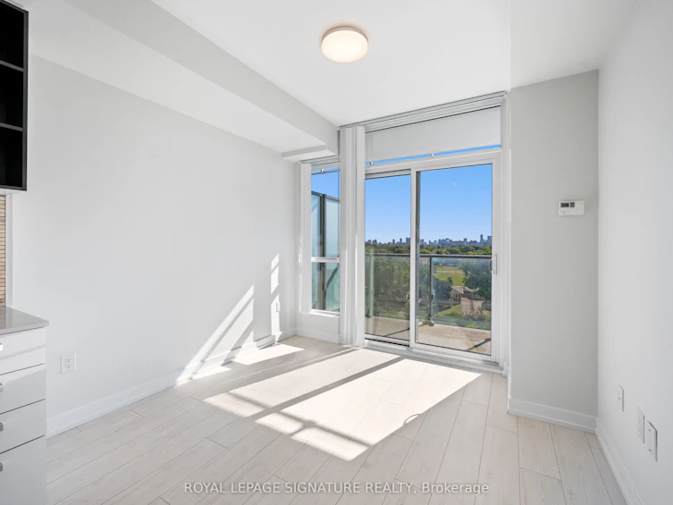 710-10 De Boers Drive, Toronto, ON, M3J 0L6 - 10