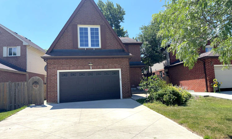 3 Gervais Drive