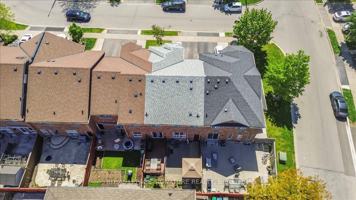 28 Pompano Place, Brampton, ON, L6P 1N5 - 31