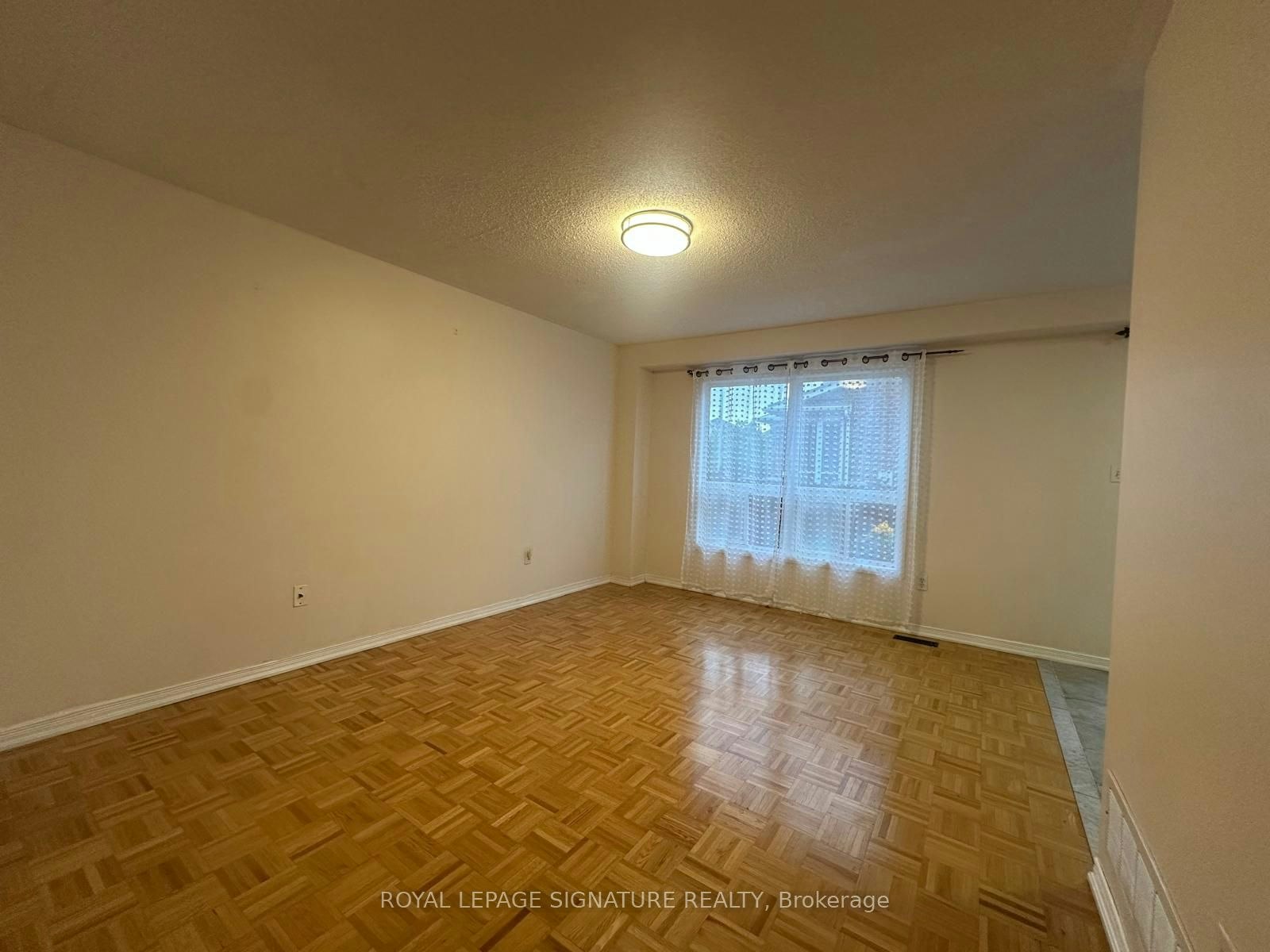 28 Pompano Place, Brampton, ON, L6P 1N5 - 6