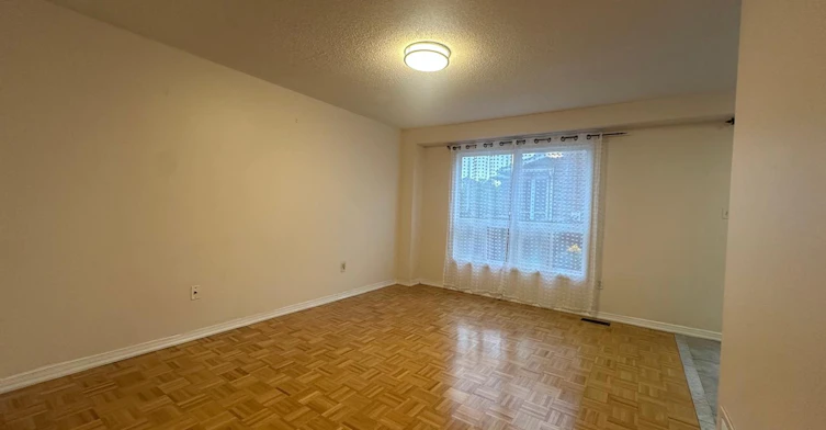 28 Pompano Place, Brampton, ON, L6P 1N5 - 6