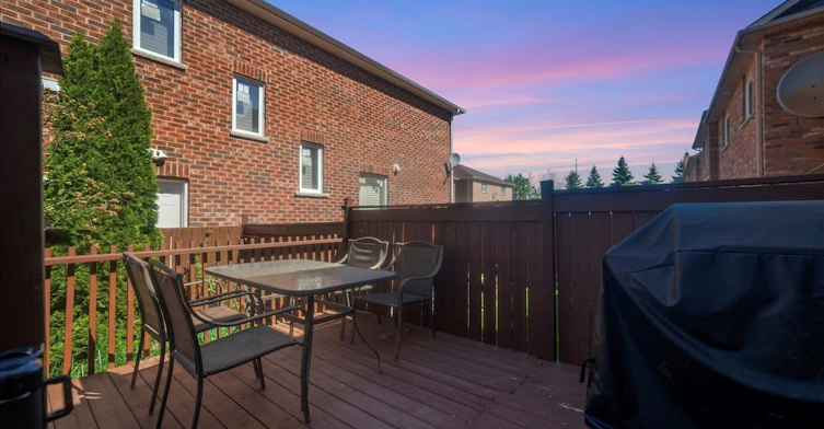 28 Pompano Place, Brampton, ON, L6P 1N5 - 28
