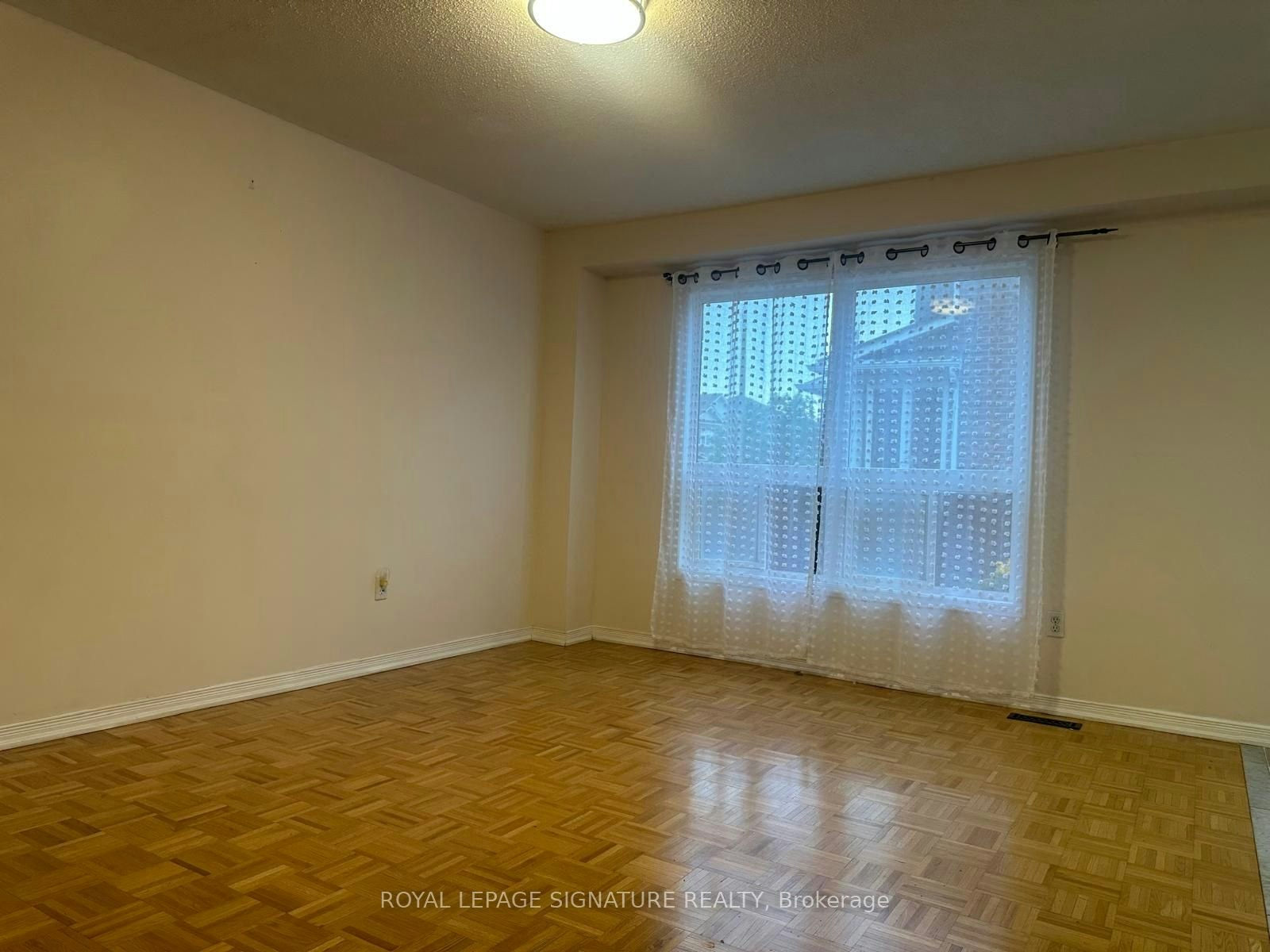 28 Pompano Place, Brampton, ON, L6P 1N5 - 4
