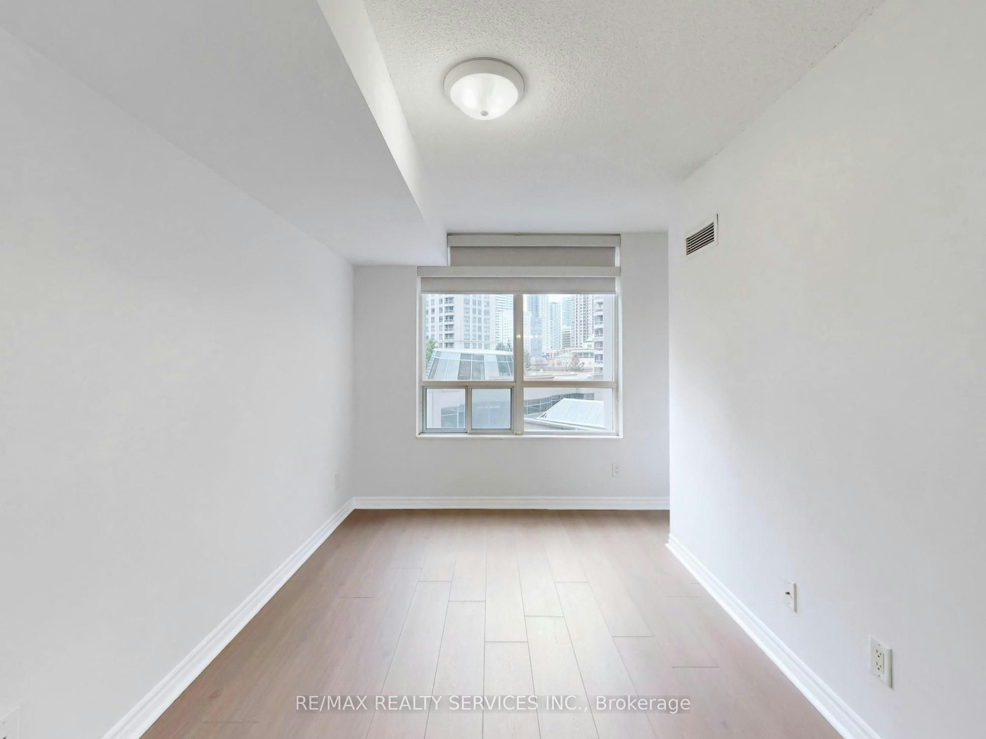 504-3880 Duke Of York Boulevard, Mississauga, ON, L5B 4M7 - 29