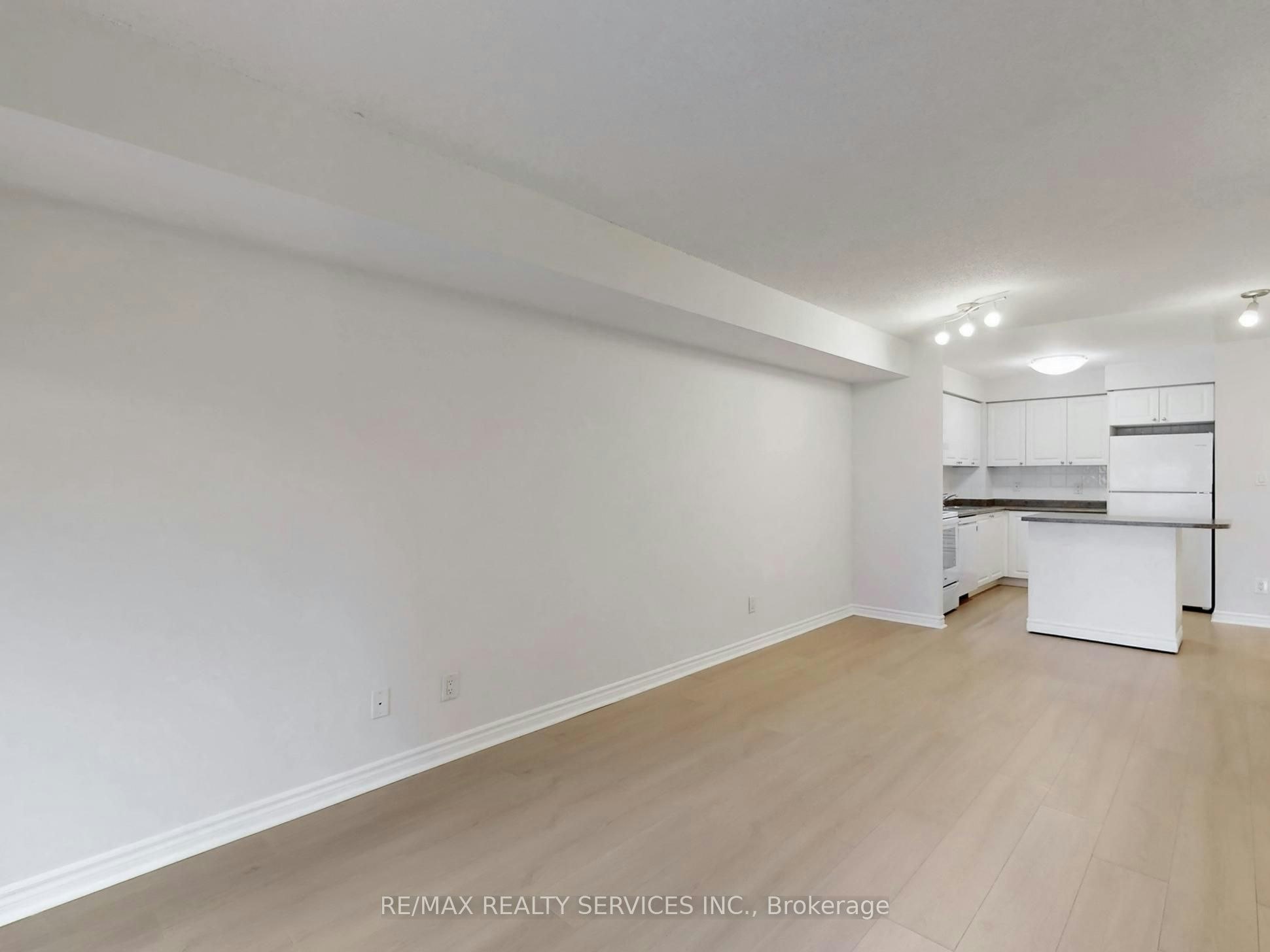 504-3880 Duke Of York Boulevard, Mississauga, ON, L5B 4M7 - 25