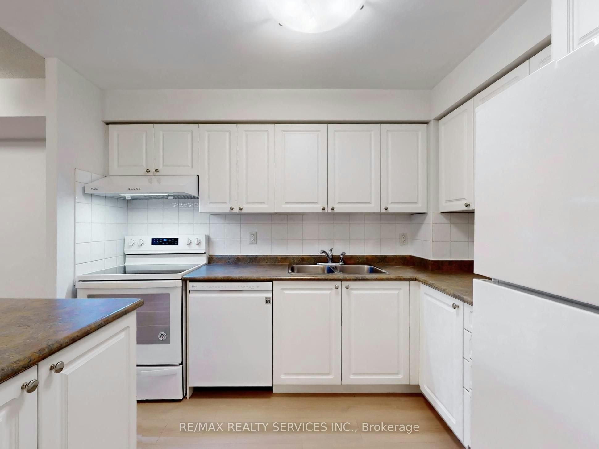 504-3880 Duke Of York Boulevard, Mississauga, ON, L5B 4M7 - 12