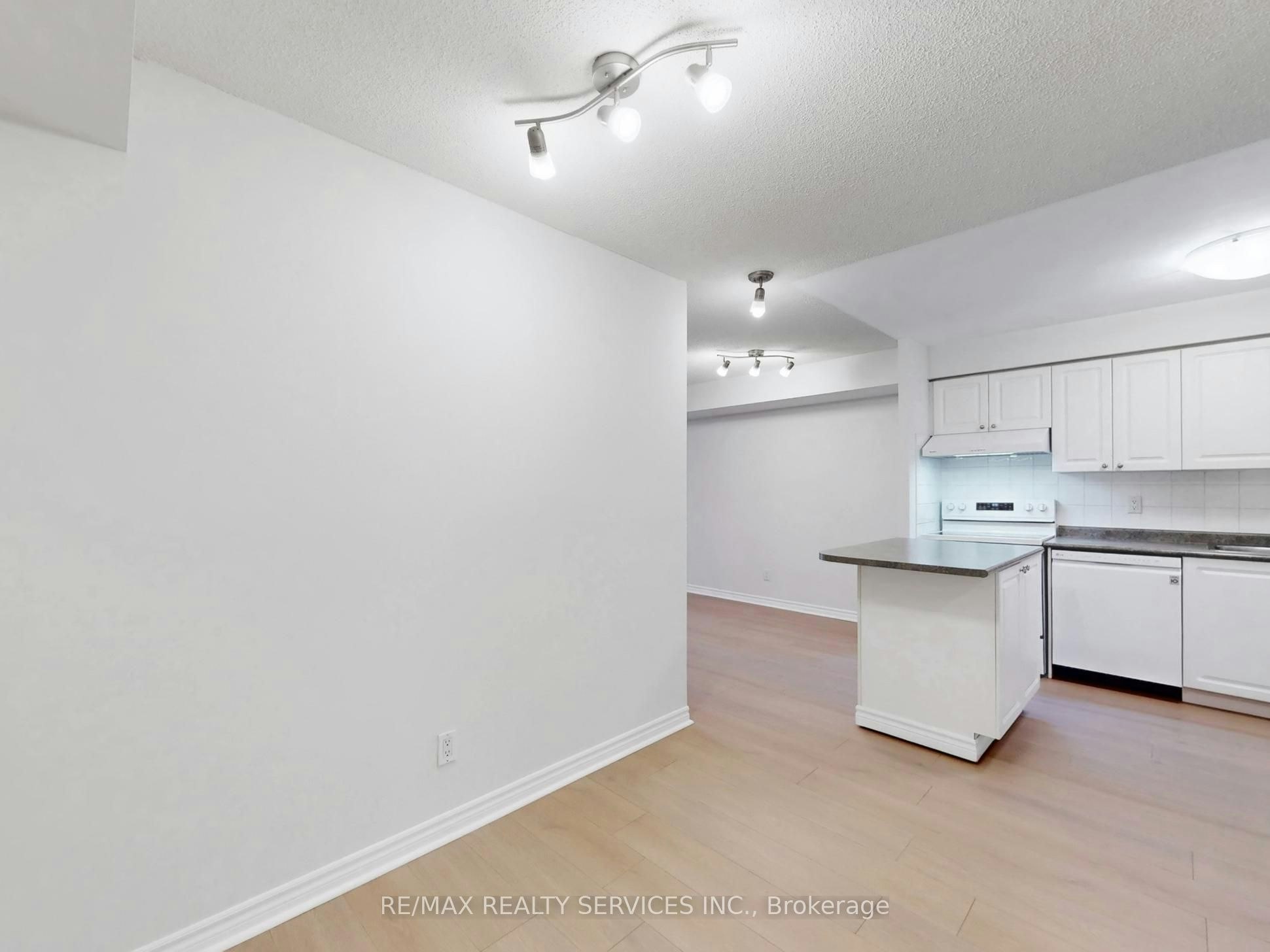 504-3880 Duke Of York Boulevard, Mississauga, ON, L5B 4M7 - 19