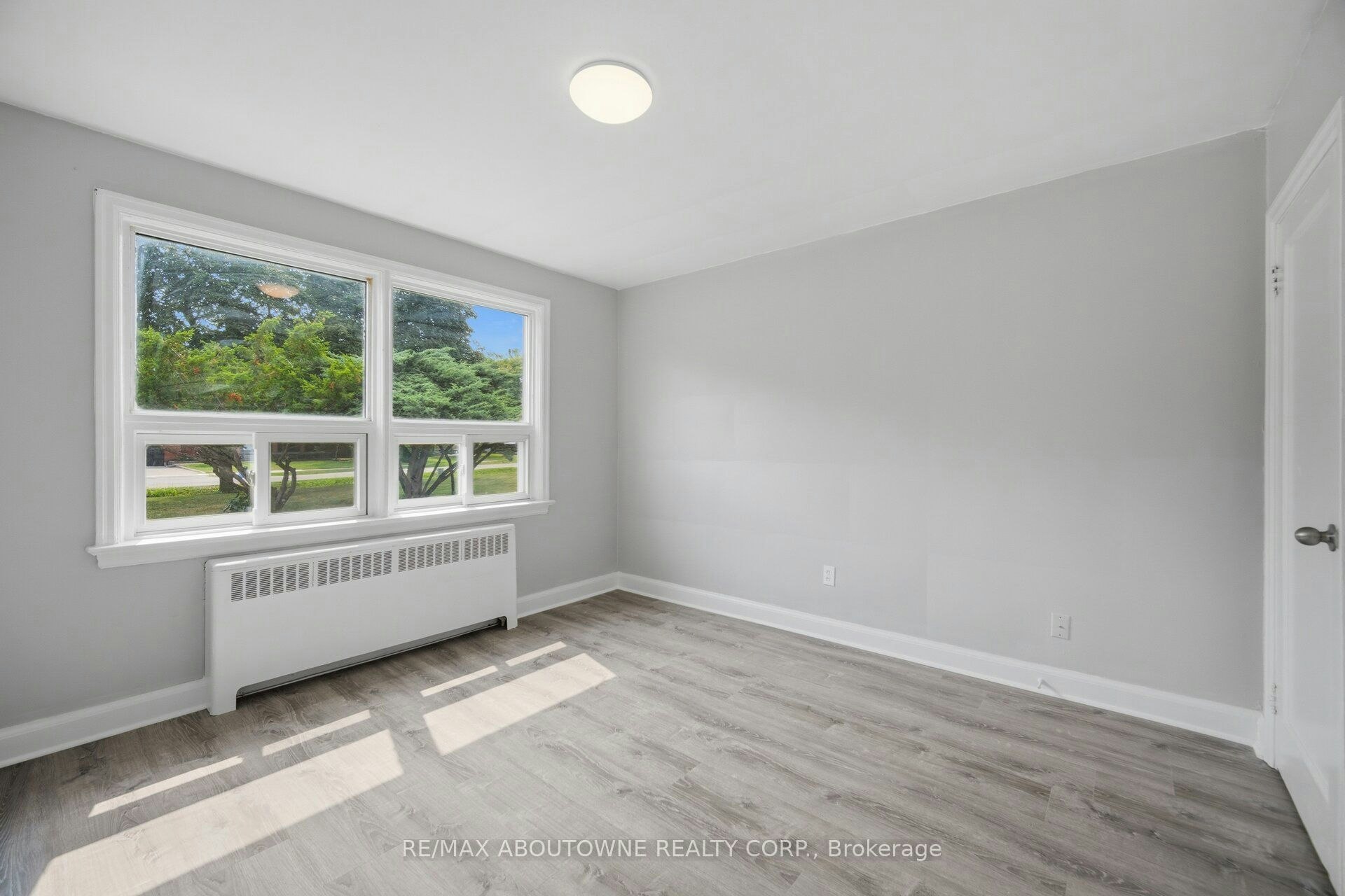 1-1037 Churchill Avenue, Oakville, ON, L6H 2A7 - 19